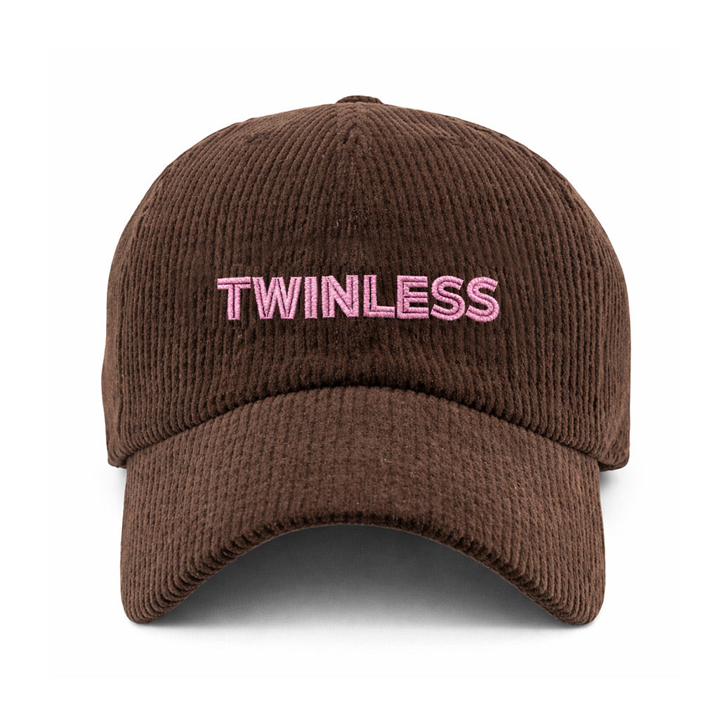 TWINLESS LOGO BROWN HAT